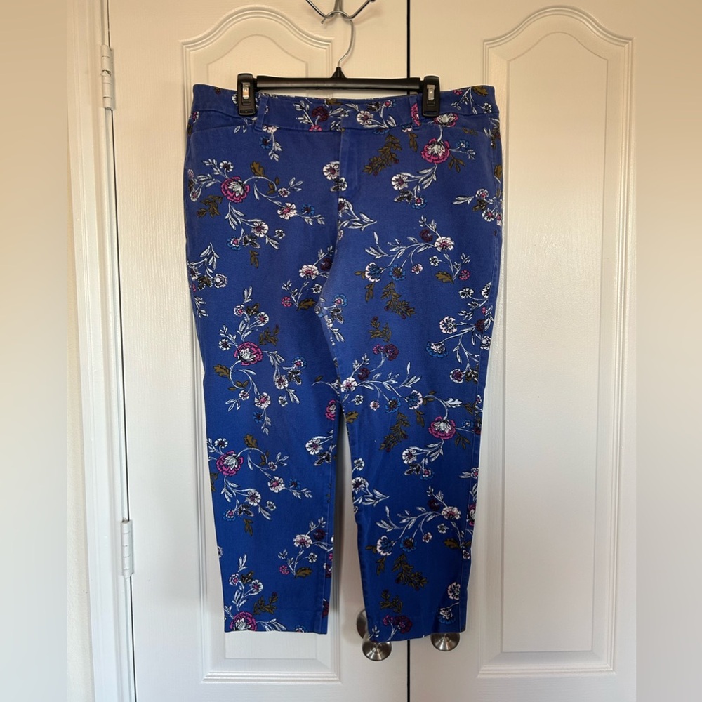 Old Navy Floral Print Women's Pants
